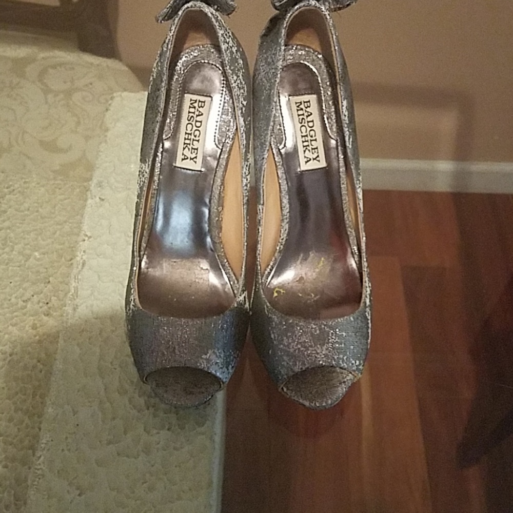 Badgley mischka shoe